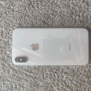 iPhoneX 
256gbs 
battery percentage 100%
unlocked
face ID failed